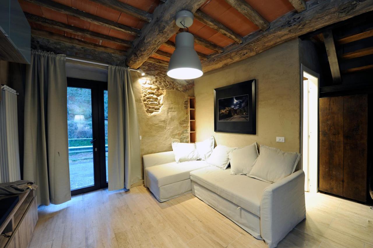 Incantevole Casa Sul Fiume, Relax E Natura Ai Piedi Della Alpi Apuane Massa  Buitenkant foto