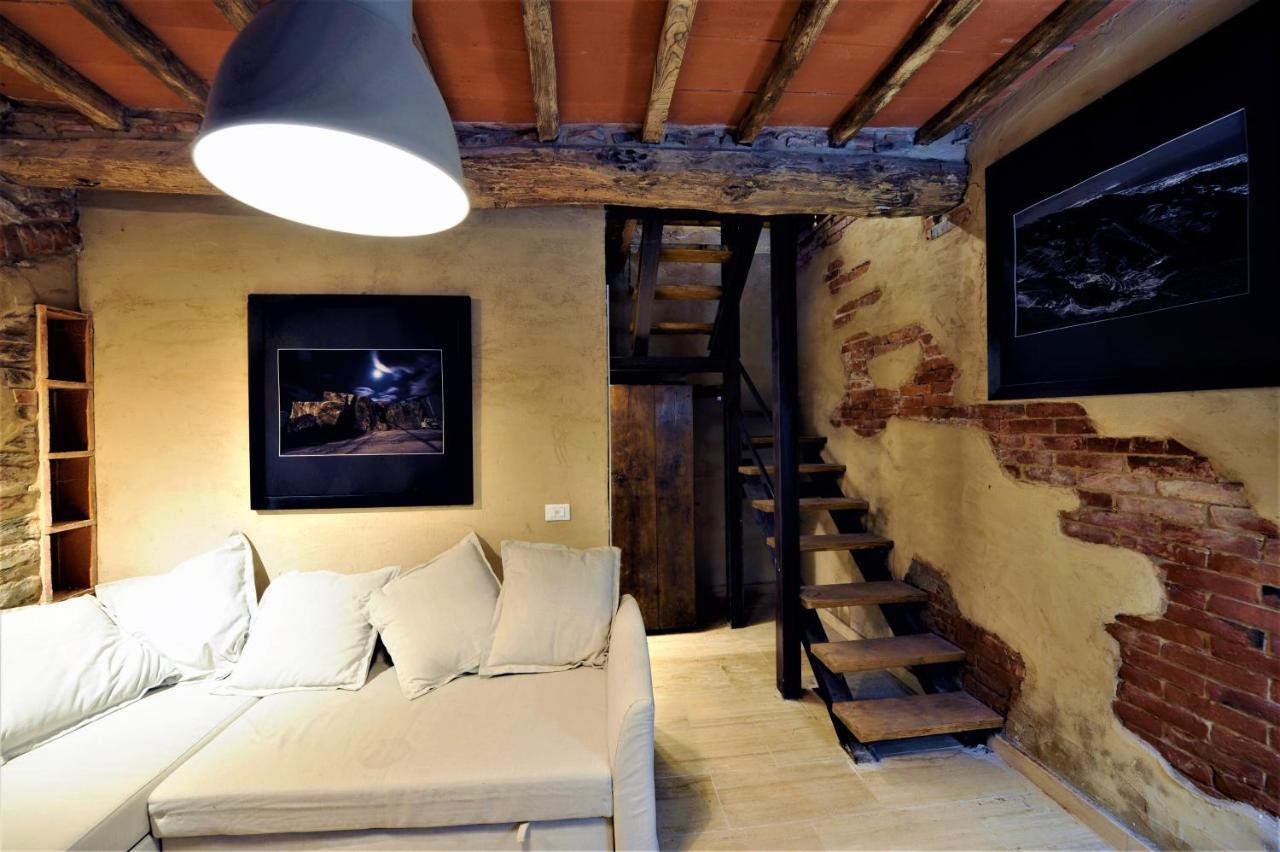 Incantevole Casa Sul Fiume, Relax E Natura Ai Piedi Della Alpi Apuane Massa  Buitenkant foto